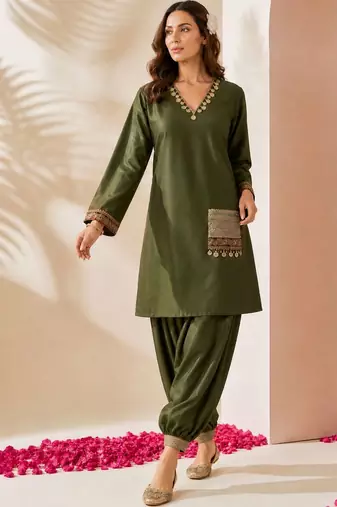 women ethnic motifs embroidered regular thread work kurta with patiala