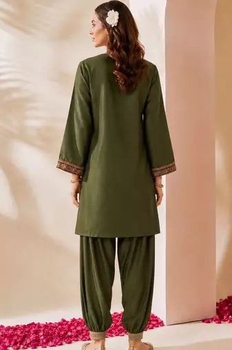 women ethnic motifs embroidered regular thread work kurta with patiala