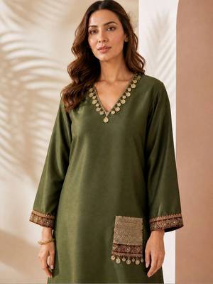 women ethnic motifs embroidered regular thread work kurta with patiala 4