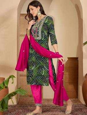 women bandhani printed regular thread work kurta with pyjamas & with dupatta 3