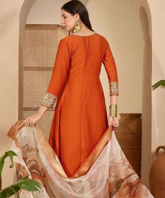 women ethnic motifs embroidered regular patchwork kurta with palazzos & with dupatta 6