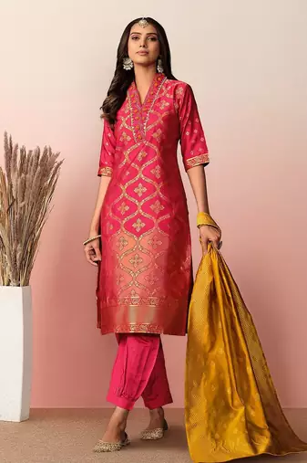 women regular thread work kurta with trousers & with dupatta