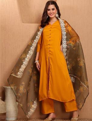 women floral regular thread work kurta with palazzos & with dupatta 3