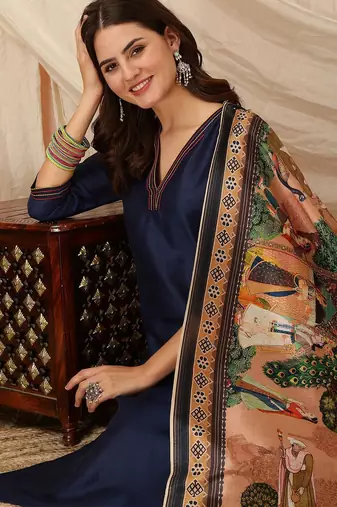 women ethnic motifs regular thread work kurta with trousers & with dupatta