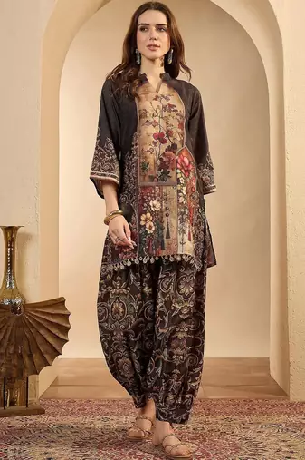 women ethnic motifs printed regular kurta with patiala