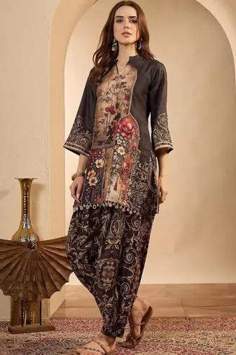 women ethnic motifs printed regular kurta with patiala