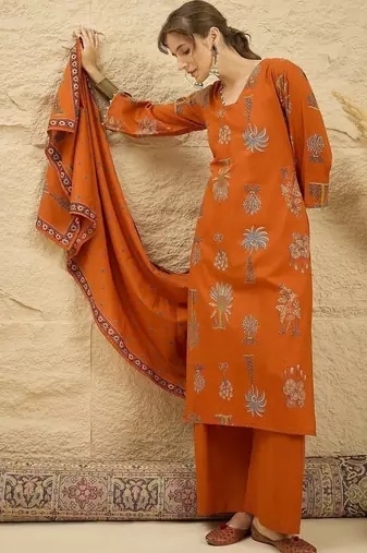 women ethnic motifs printed regular  cotton kurta with palazzos & with dupatta