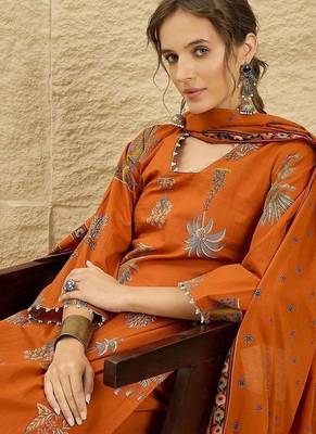 women ethnic motifs printed regular  cotton kurta with palazzos & with dupatta 3