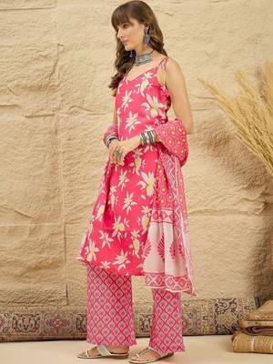 women floral printed regular linen kurta with palazzos & with dupatta 3