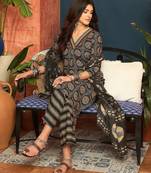 women ethnic motifs printed regular zardozi  cotton kurta with palazzos & with dupatta