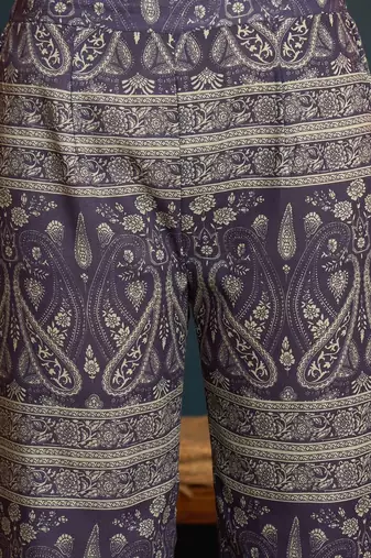 women paisley regular kurta with palazzos