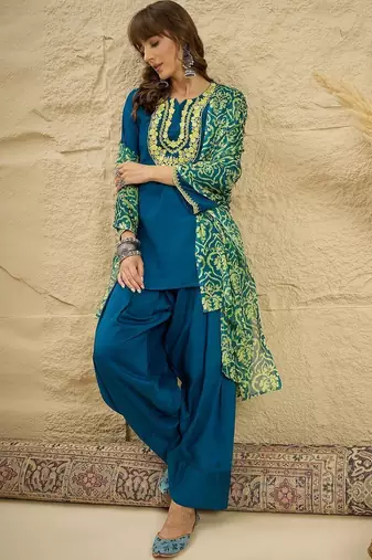 women ethnic motifs embroidered regular thread work kurta with patiala & with dupatta