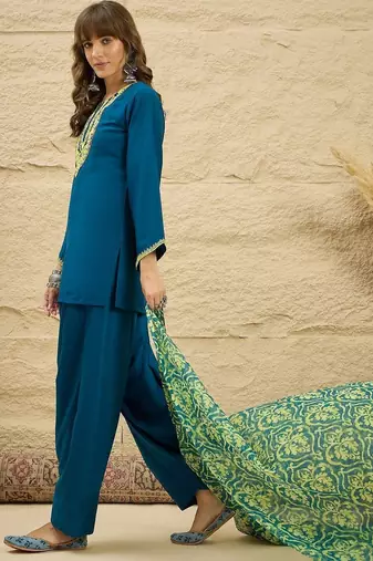 women ethnic motifs embroidered regular thread work kurta with patiala & with dupatta