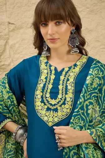 women ethnic motifs embroidered regular thread work kurta with patiala & with dupatta
