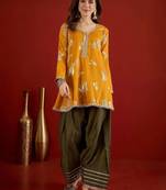 women floral printed regular gotta patti kurta with patiala
