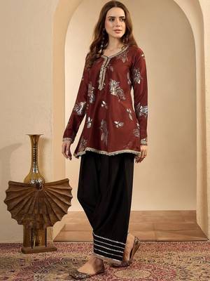 women floral printed regular kurta with farshi salwar set 3