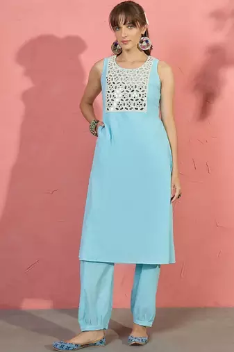 women regular mirror work kurta with harem pants