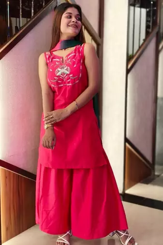 women ethnic motifs embroidered regular thread work kurta with palazzos & with dupatta