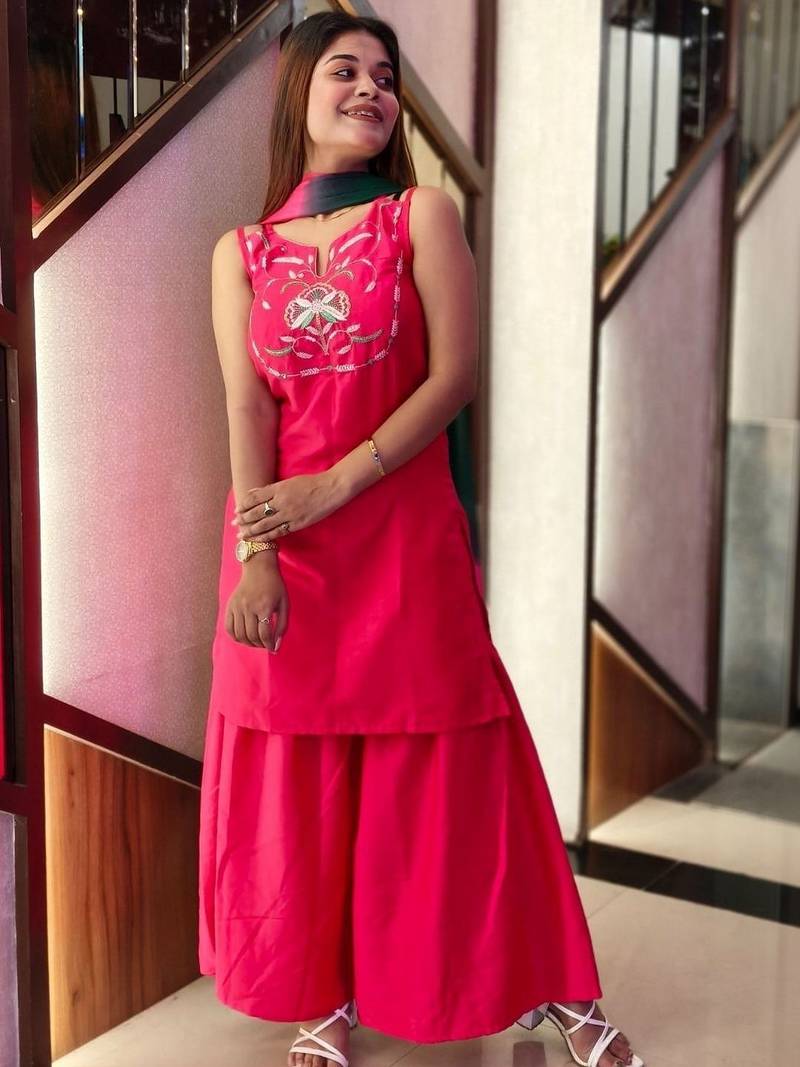 women ethnic motifs embroidered regular thread work kurta with palazzos & with dupatta