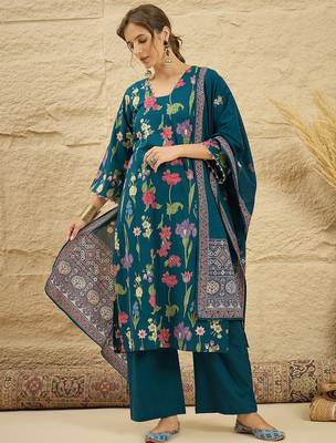 women floral printed regular  cotton kurta with palazzos & dupatta 1