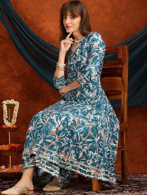 women floral printed angrakha thread work kurta with palazzos & with dupatta 1