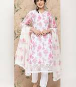 women floral printed regular kurta with trousers & with dupatta