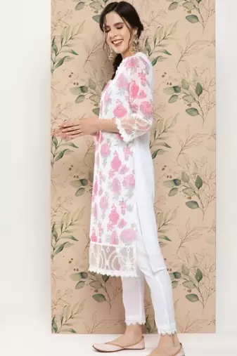 women floral printed regular kurta with trousers & with dupatta