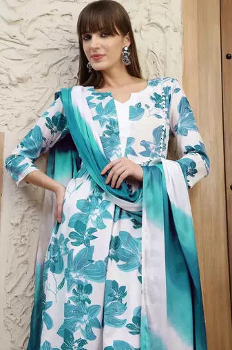 women floral printed regular  cotton kurta with trousers & with dupatta