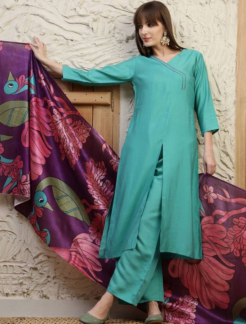 women floral regular thread work kurta with palazzos & with dupatta