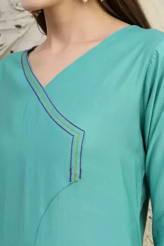 women floral regular thread work kurta with palazzos & with dupatta