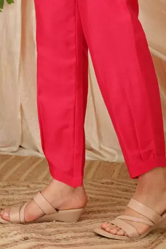women floral regular kurta with trousers & with dupatta