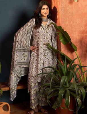 women floral printed regular zardozi  cotton kurta with palazzos & with dupatta 1