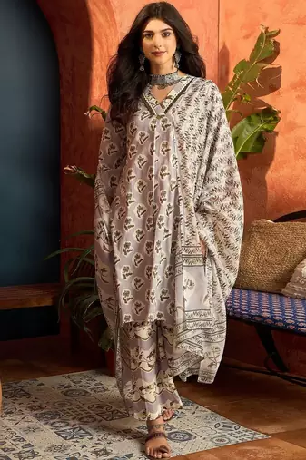 women floral printed regular zardozi  cotton kurta with palazzos & with dupatta