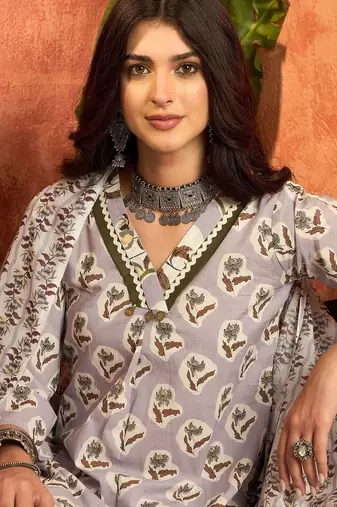 women floral printed regular zardozi  cotton kurta with palazzos & with dupatta