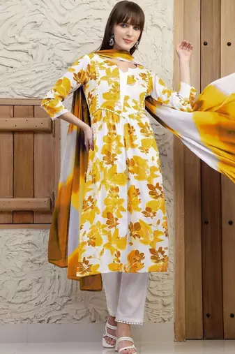 women floral printed regular  cotton kurta with trousers & with dupatta