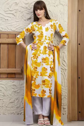 women floral printed regular  cotton kurta with trousers & with dupatta
