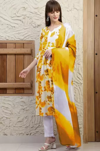 women floral printed regular  cotton kurta with trousers & with dupatta