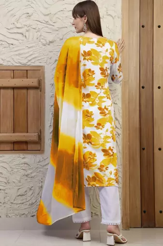 women floral printed regular  cotton kurta with trousers & with dupatta