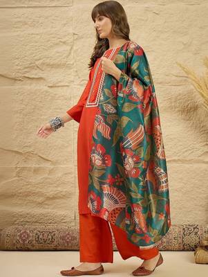 women regular thread work kurta with palazzos & with dupatta 3
