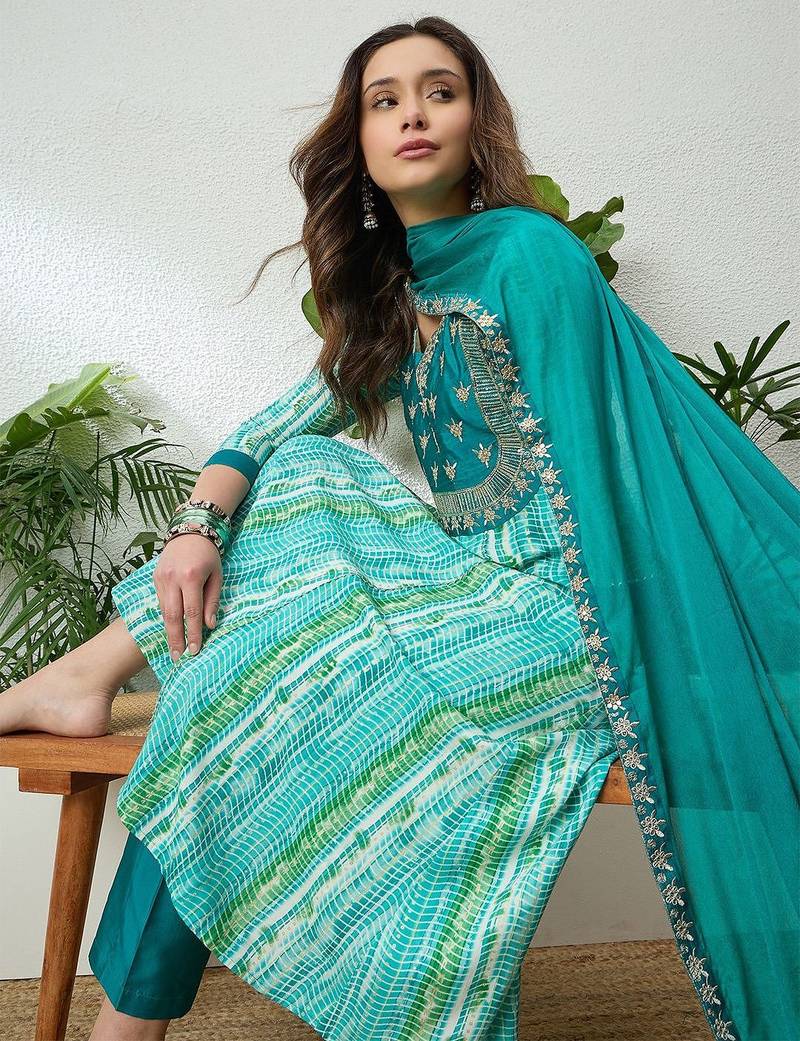 women leheriya printed regular zardozi kurta with trousers & with dupatta