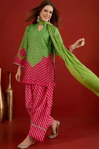 women leheriya print linen kurta with farshi salwar set