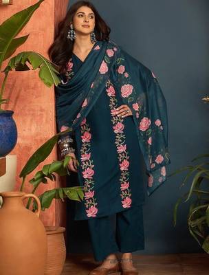 women cotton floral embroidered thread work kurta with palazzos & dupatta 3