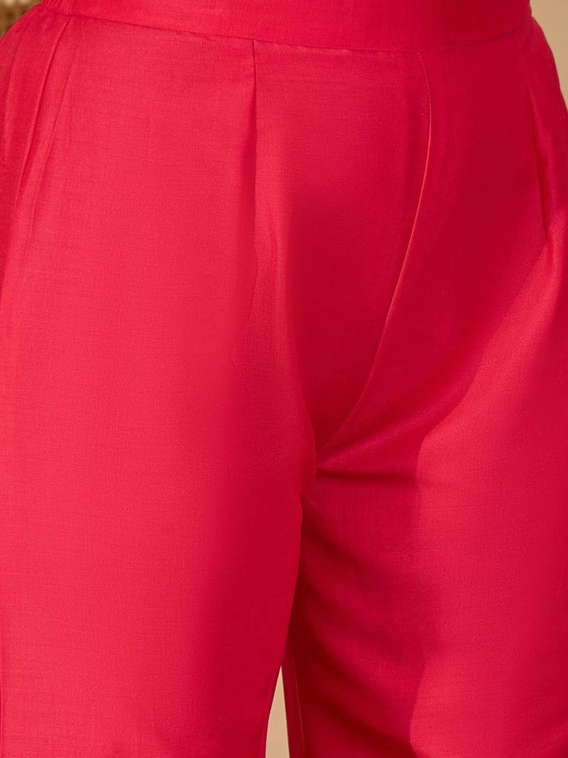 women leheriya dyed regular thread work kurta with trousers & with dupatta