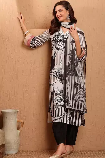 women floral printed regular thread work kurta with trousers & with dupatta