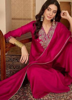 women ethnic motifs embroidered regular thread work kurta with palazzos & with dupatta 2