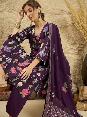 women floral printed regular  cotton kurta with palazzos & with dupatta 1