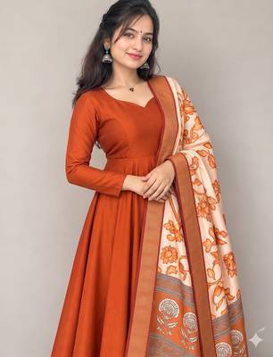 Women's rust orange solid anarkali kurta set with digitally printed kalamkari 2