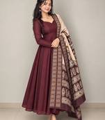 Women's red solid anarkali kurta set with digitally printed kalamkari set