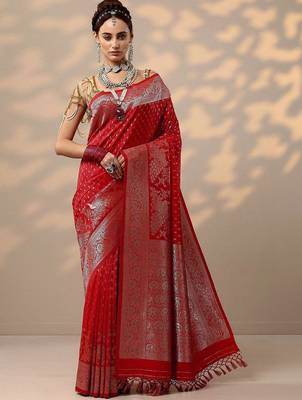 red woven design banarasi saree with unstitched blouse piece 1