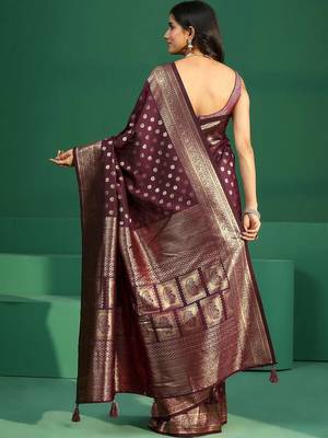 maroon ethnic motifs zari silk blend saree 5